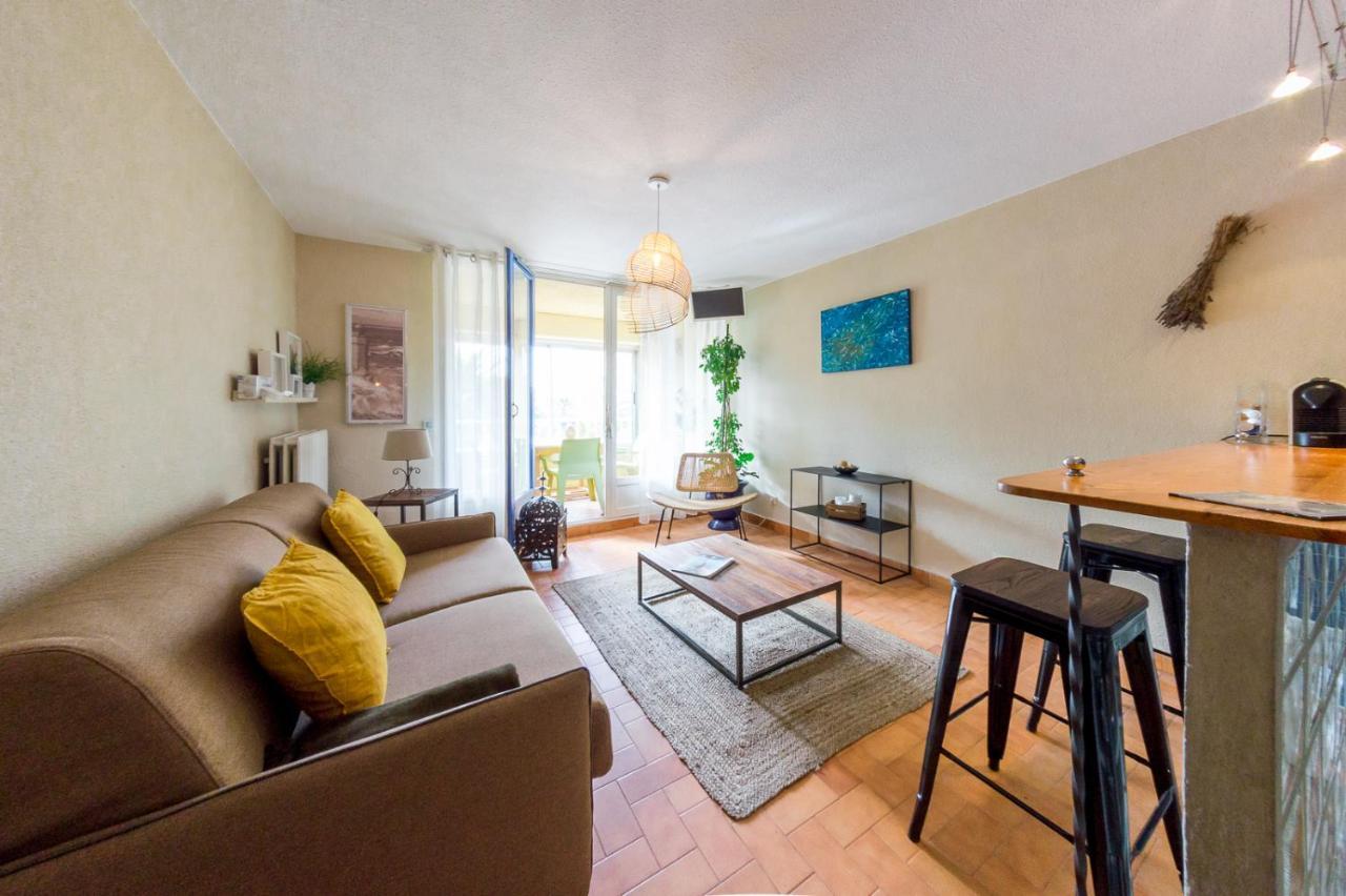 Retromirabeau "Cote Mer" - 29M2 - Lumineux - Terrasse Loggia - Vue Marina - Parking Securise - 2 A 3 Pers - Emplacement Top - Cheques Vacances Connect Груисан Екстериор снимка